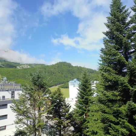 Lumineux Pour 6 Personnes Pres Des Pistes Et Des Commerces - Fr-1-400-63 Apartment Gourette