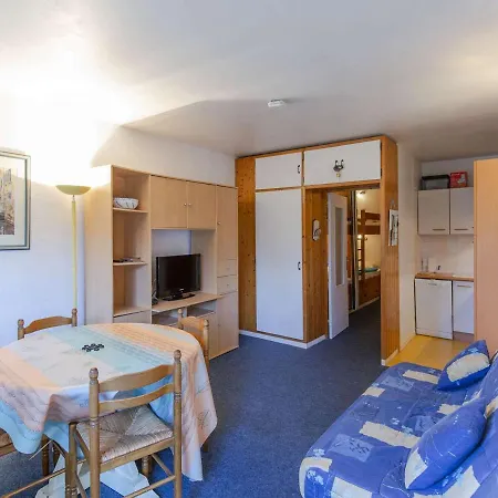Lumineux Pour 6 Personnes Pres Des Pistes Et Des Commerces - Fr-1-400-63 Apartment *